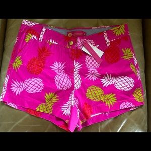 NWT Macbeth pineapple shorts Large